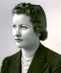 Margaret Muriel GILES