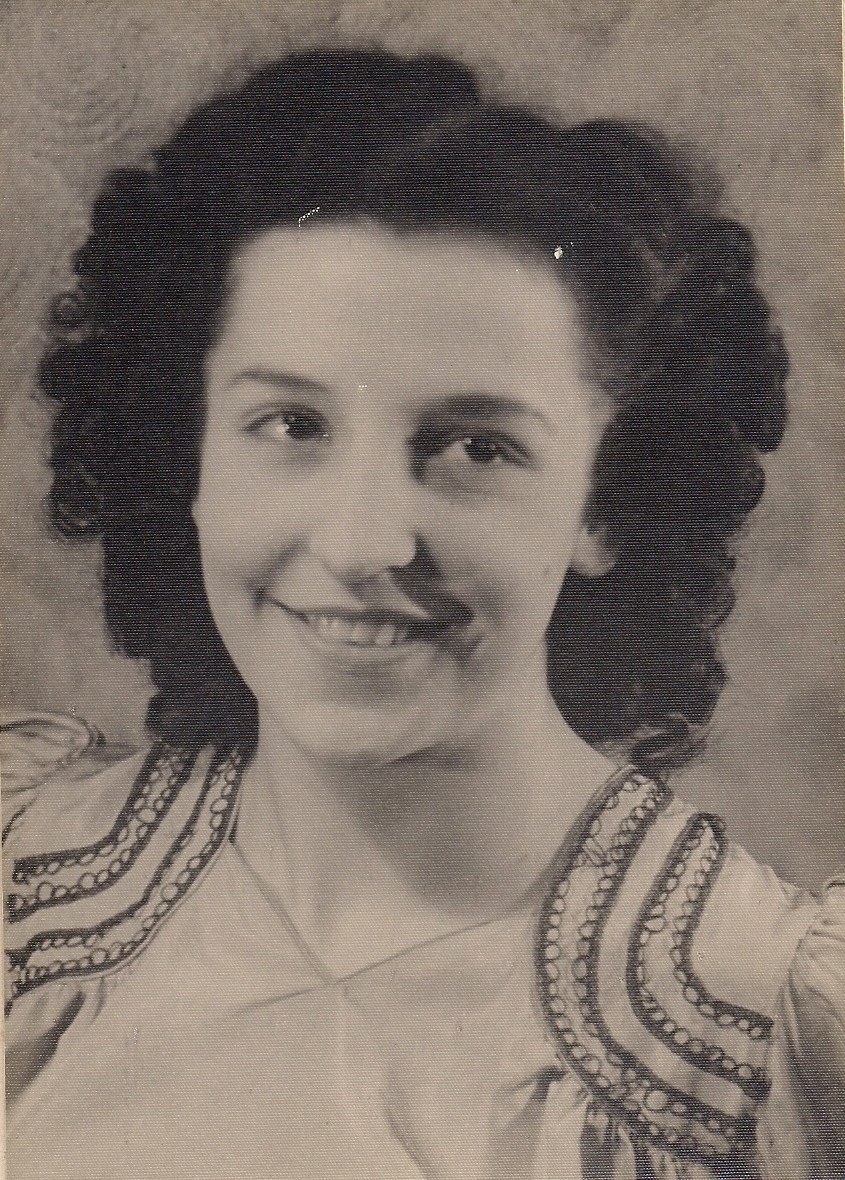 Joan TRATTLES