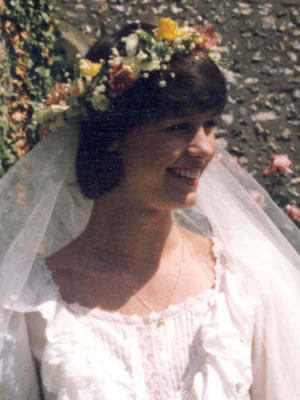 Carol H M HUNTER